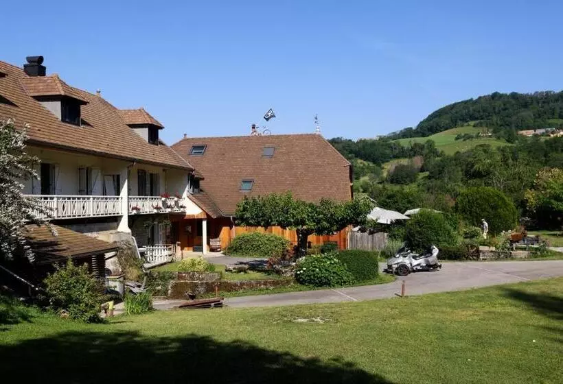 Aamiaismajoitus (B&B) Maison D'hôtes & Spa La Scierie