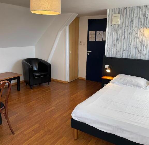 ホテル Le Creusot