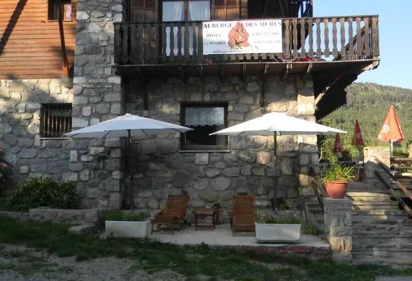 Retkeilymaja Chambres D'hôtes Les Murès Du Mercantour