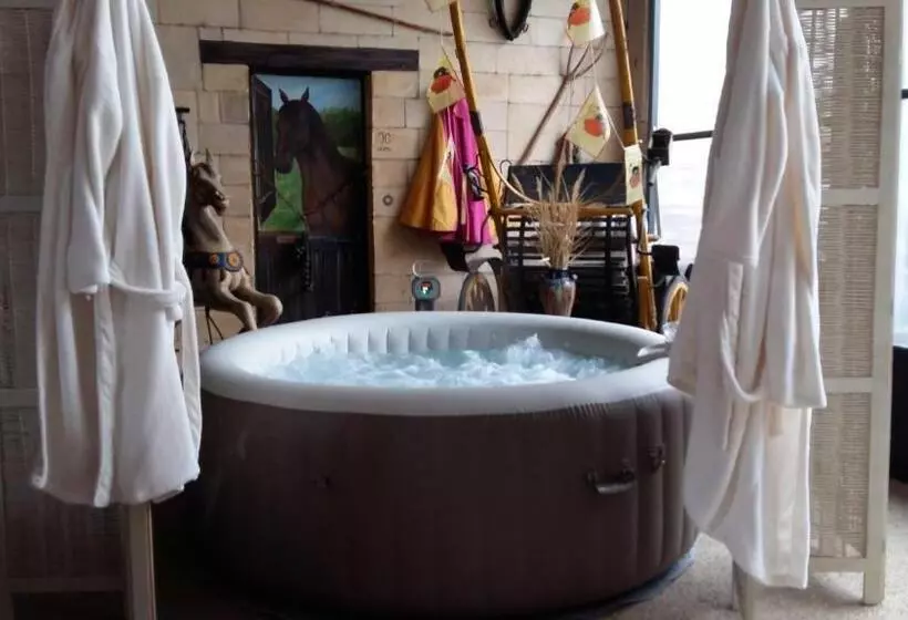 ペンション Le Clos Des Aramons