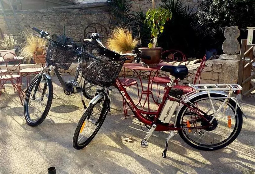 ペンション Le Clos Des Aramons