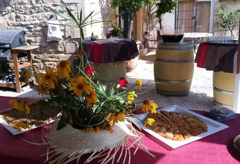 ペンション Le Clos Des Aramons