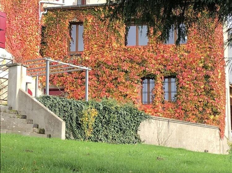 ペンション A L Aube Des Volcans