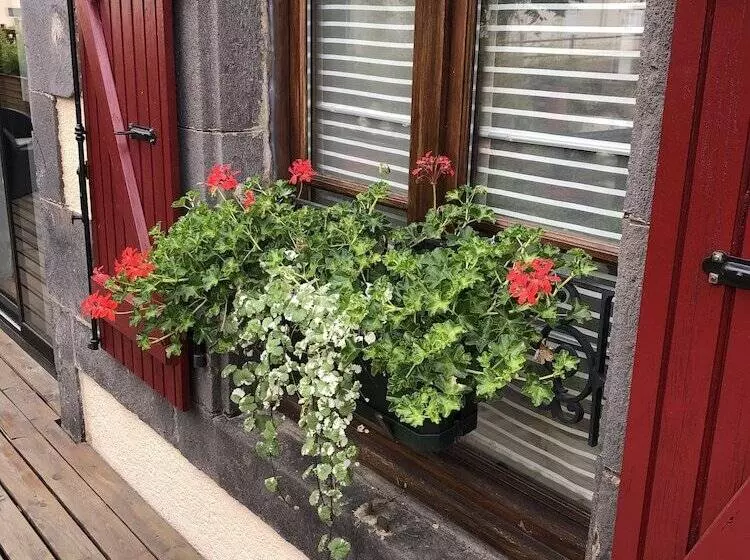 ペンション A L Aube Des Volcans