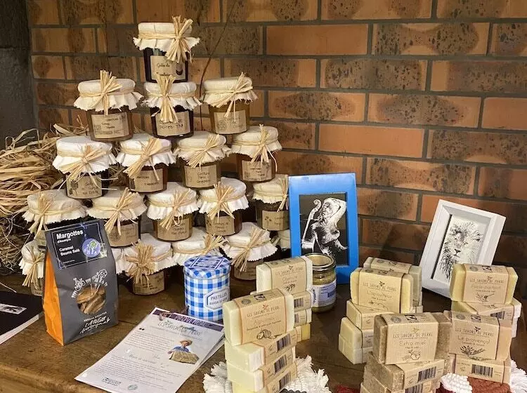 ペンション A L Aube Des Volcans