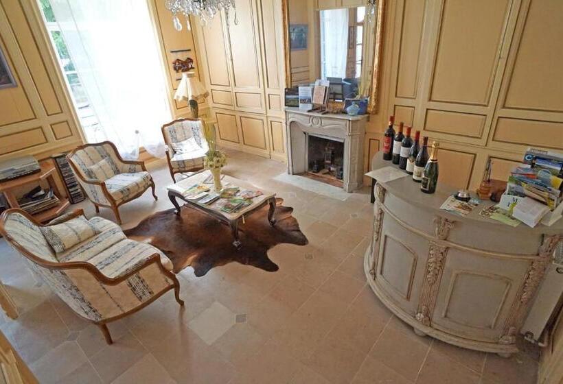 Pensiune Auberge Des Capucins