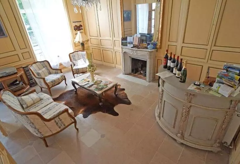 Majatalo Auberge Des Capucins