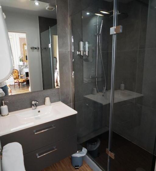 Pensiune Auberge Des Capucins