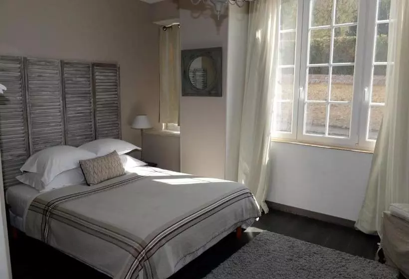 Majatalo La Maison D'hotes De Saint Leger