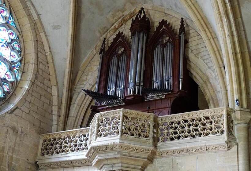 فندق صغير Auberge De Marville