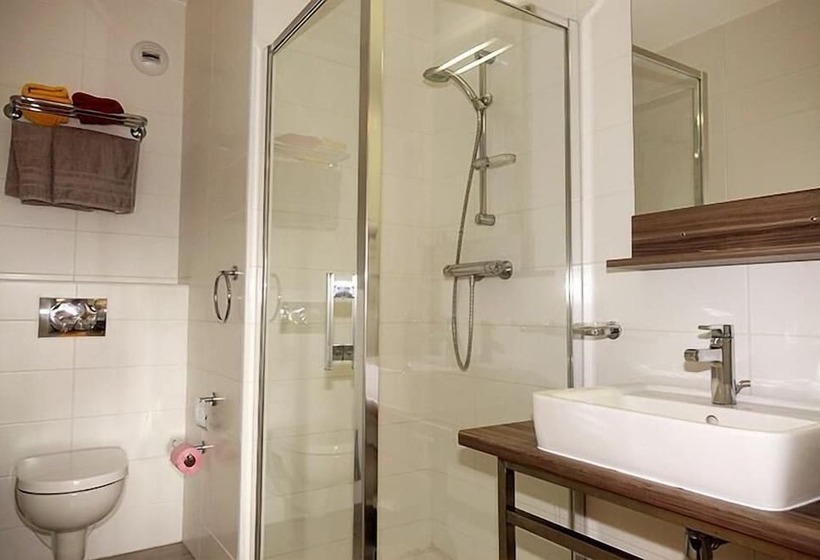 فندق صغير Auberge De Marville