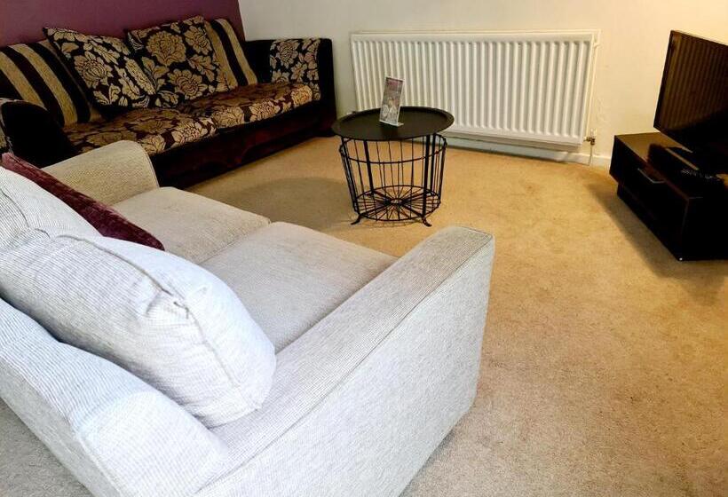 호스텔 The Lamb And Flag Inn