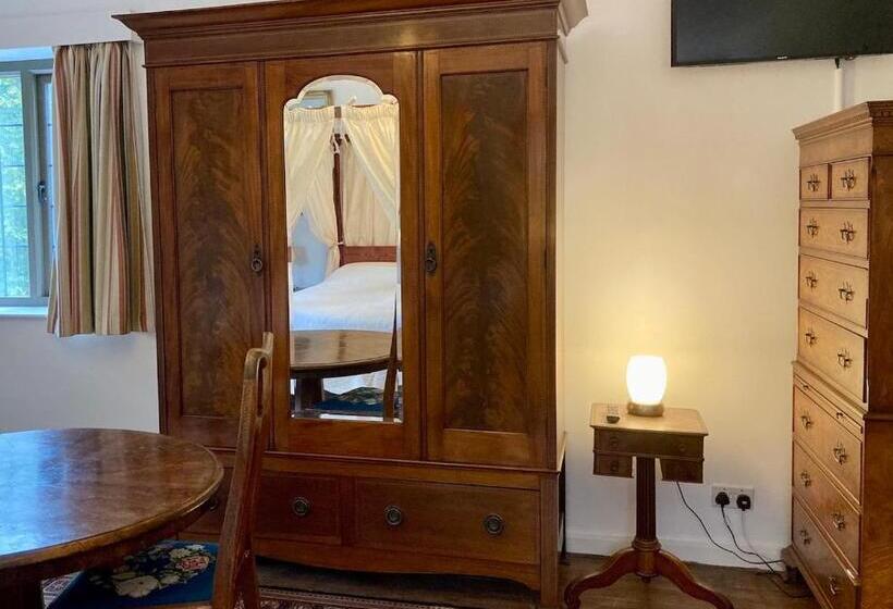 مبيت وإفطار Bressenden