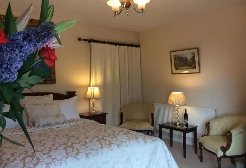 Aamiaismajoitus (B&B) Bretton Cottage