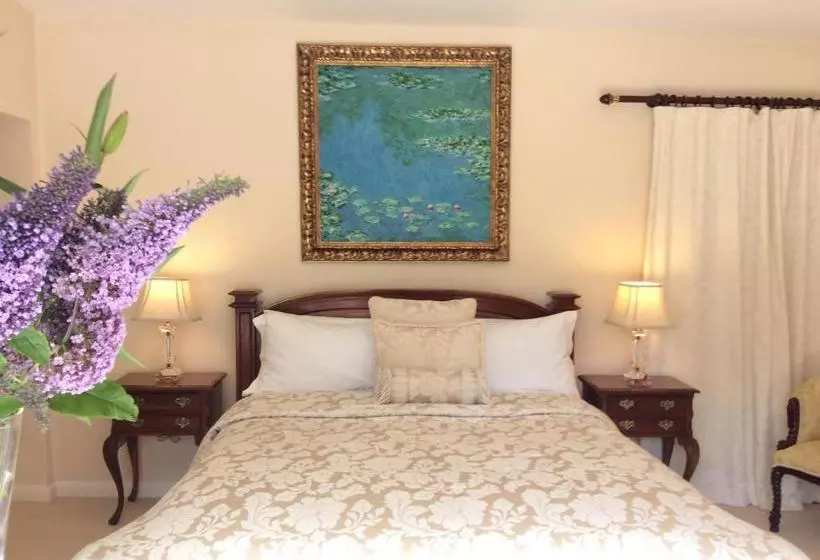 Aamiaismajoitus (B&B) Bretton Cottage