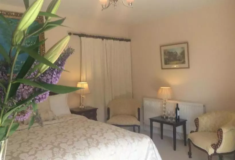 Aamiaismajoitus (B&B) Bretton Cottage