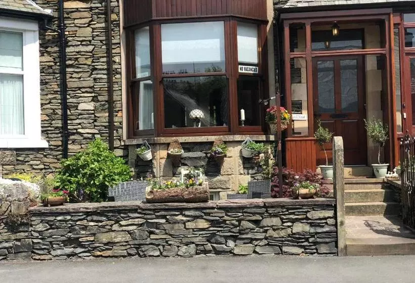 تختخواب و صبحانه Dalecote Guest House