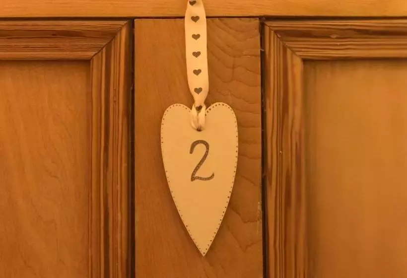تختخواب و صبحانه Dalecote Guest House