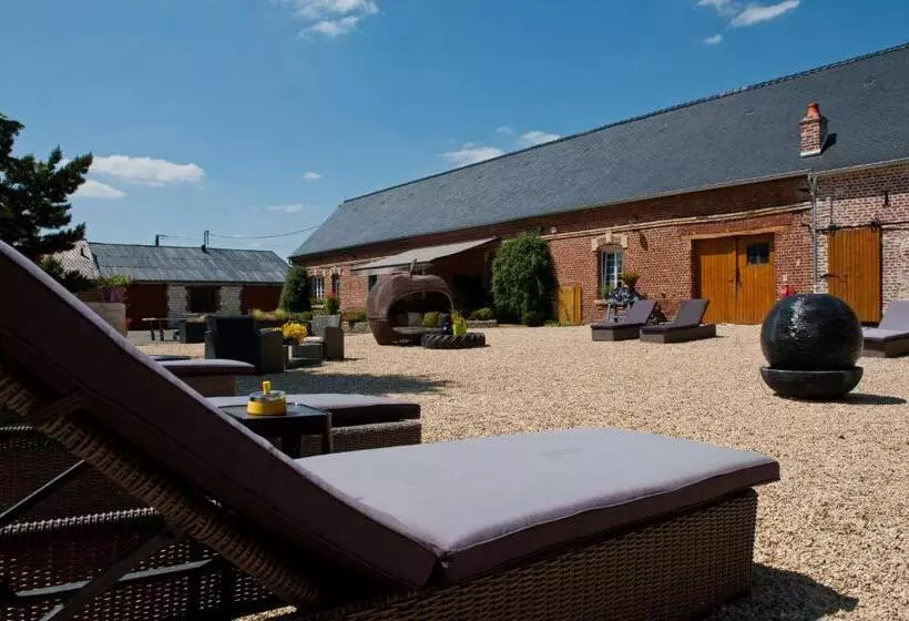 Aamiaismajoitus (B&B) Le Prieuré Chambres D Hôtes