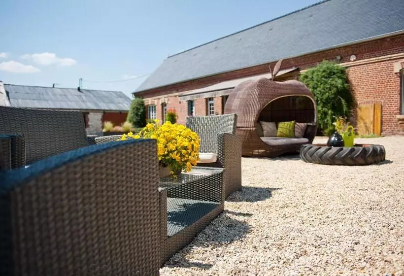 Aamiaismajoitus (B&B) Le Prieuré Chambres D Hôtes