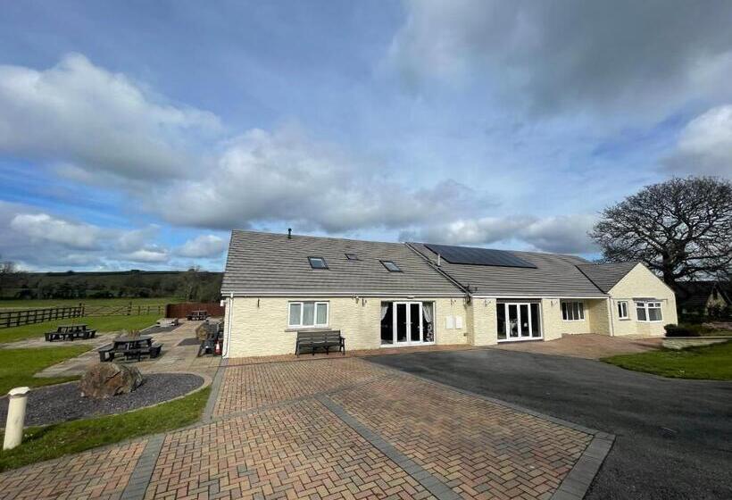 Aamiaismajoitus (B&B) Lovesgrove Country Guest House