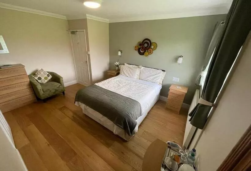 Aamiaismajoitus (B&B) Lovesgrove Country Guest House