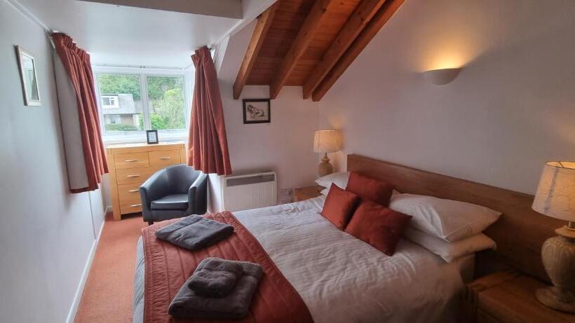 مبيت وإفطار The Crumplehorn Inn & Mill