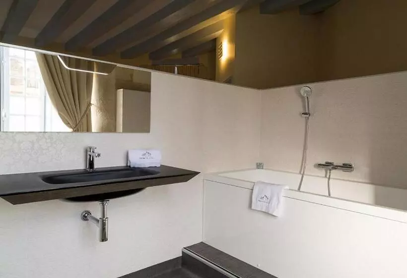 ベッドアンドブレックファースト The Originals Le Château De Dissay Poitiers