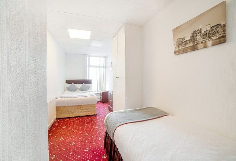 Hotel The Golden Cheval