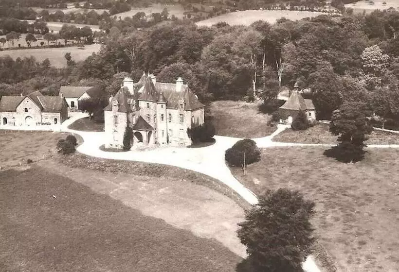 ペンション Château De Montbrault