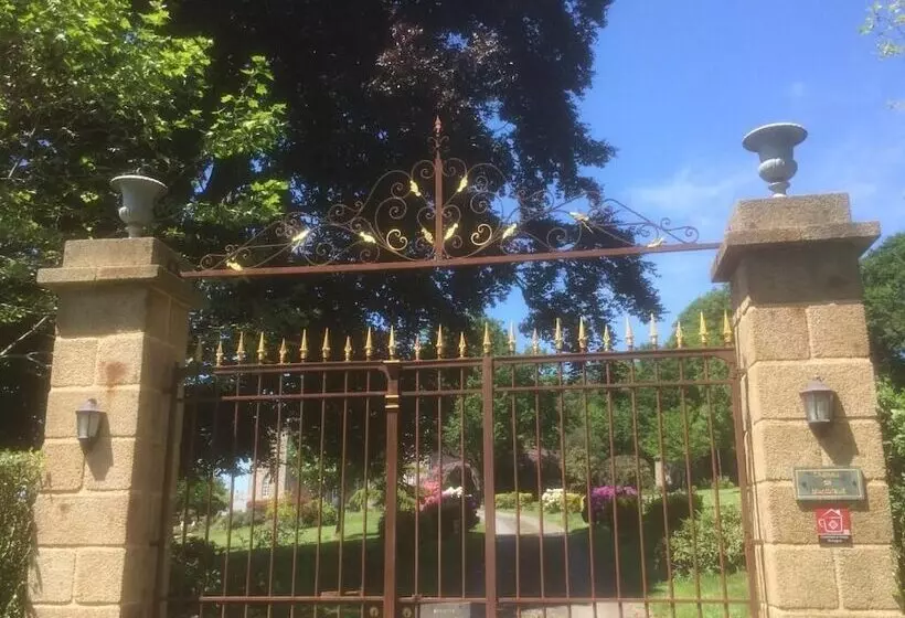 ペンション Château De Montbrault