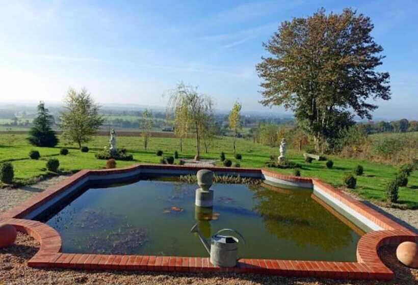 Пансион Château De Montbrault