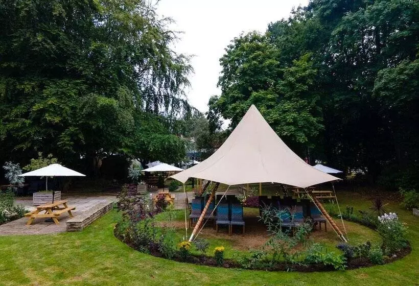 ユースホステル The Inn South Stainley