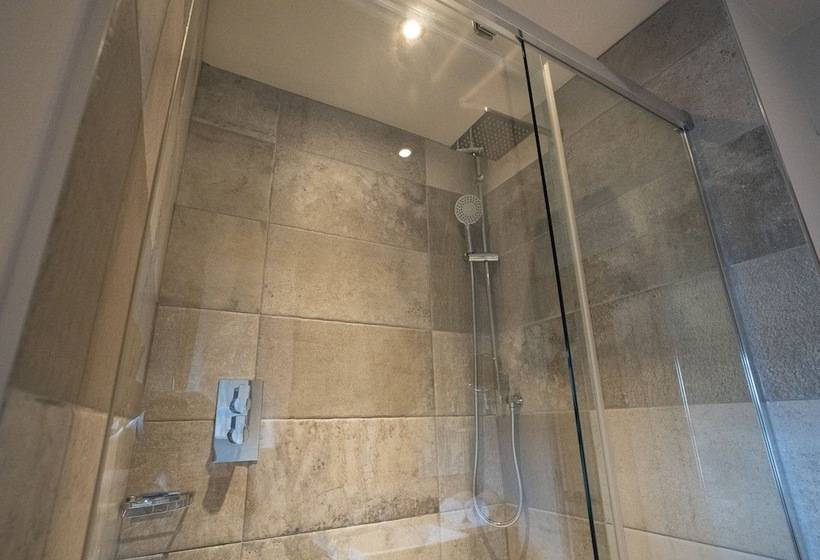 הוסטל The Inn South Stainley