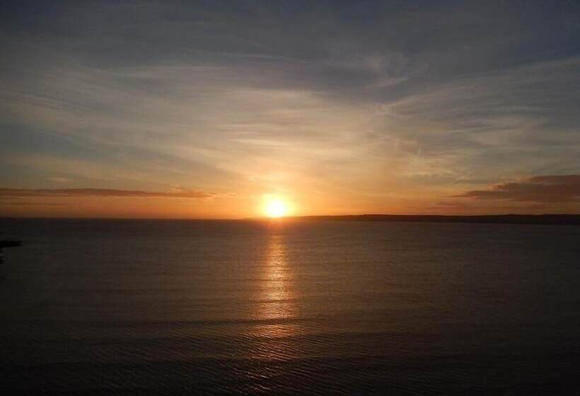 ペンション Athol House