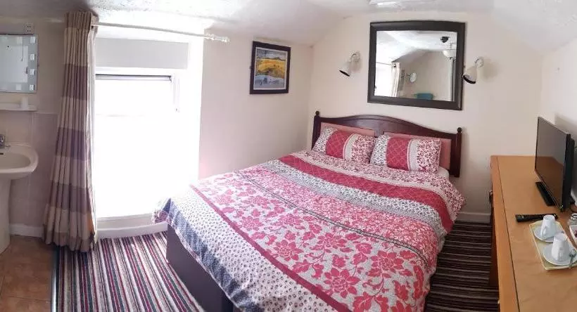 پانسیون The Sandpiper Guest House
