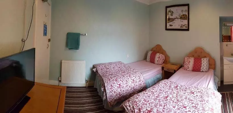 پانسیون The Sandpiper Guest House