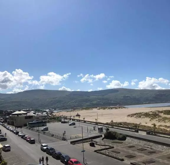 Majatalo The Sandpiper