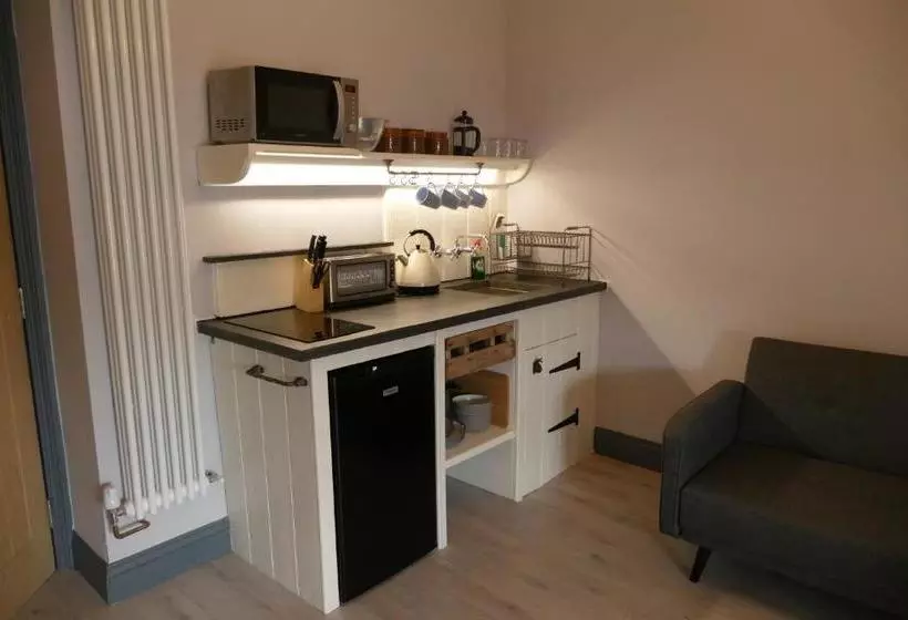 Majatalo Ty Waldo Guest House