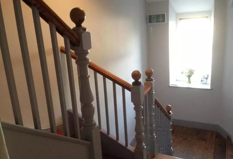 Majatalo Ty Waldo Guest House