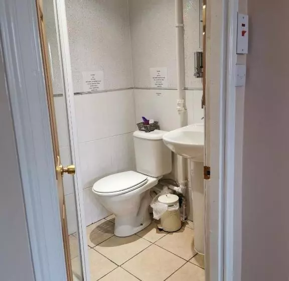 ユースホステル Kings Head