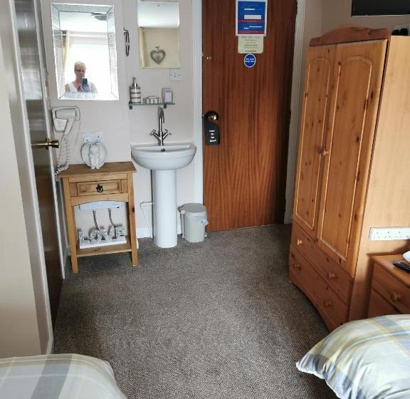 הוסטל Kings Head