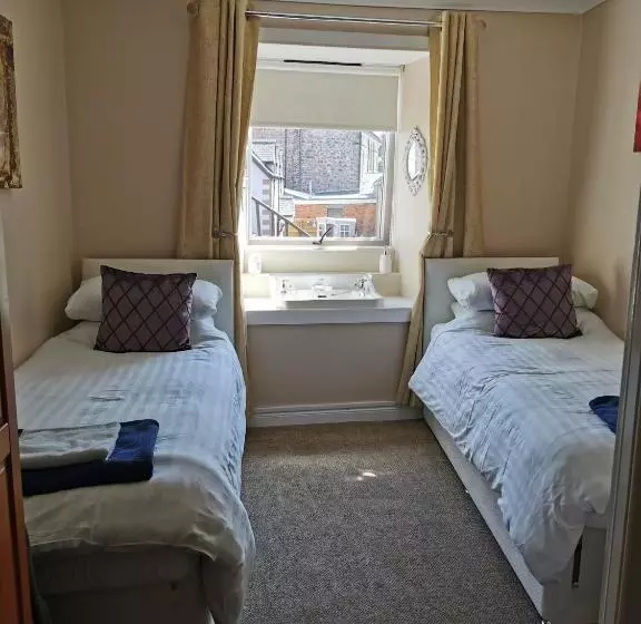 ユースホステル Kings Head