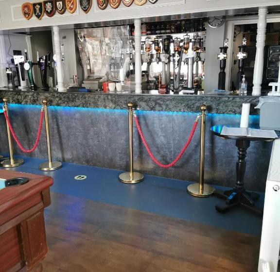 הוסטל Kings Head