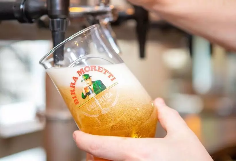 Retkeilymaja Shakespeare Inn