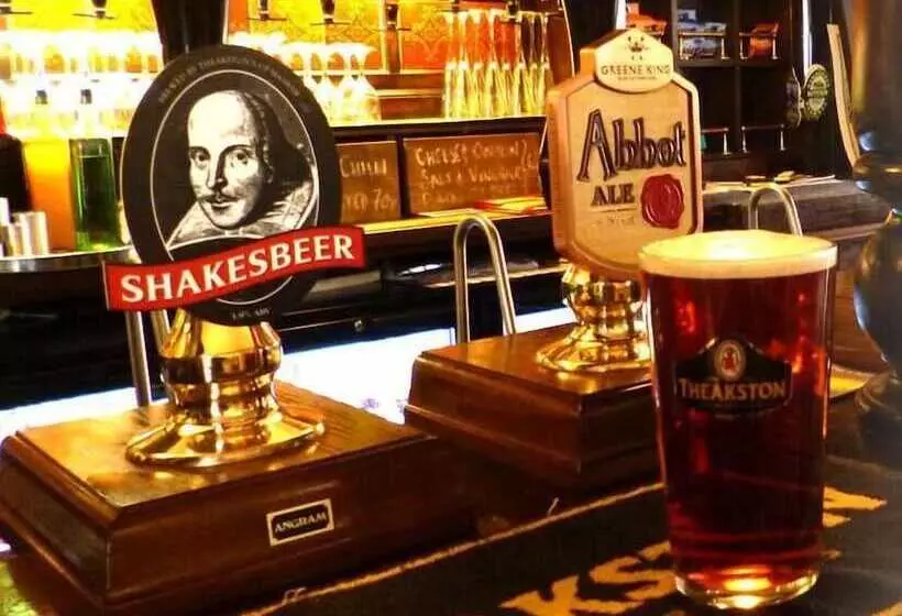 Retkeilymaja Shakespeare Inn