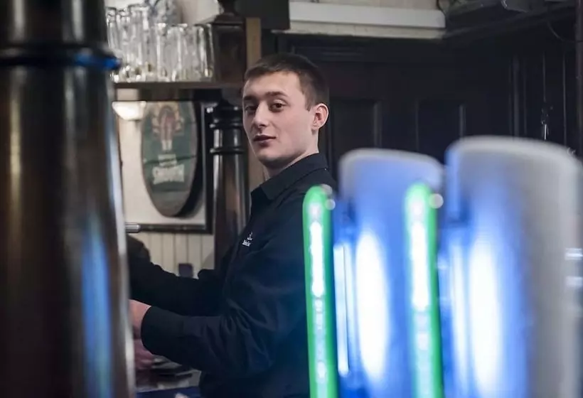 Retkeilymaja Shakespeare Inn