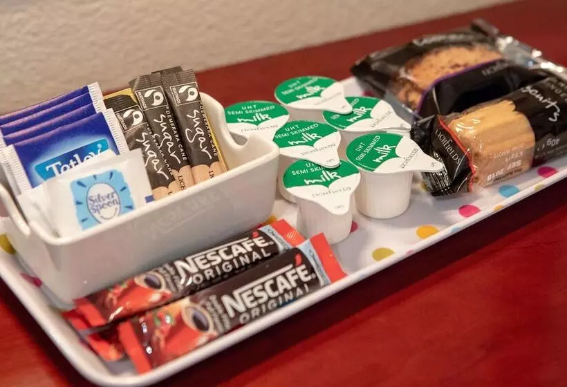 Retkeilymaja Shakespeare Inn