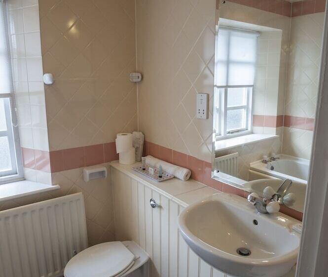 فندق صغير Shakespeare Inn