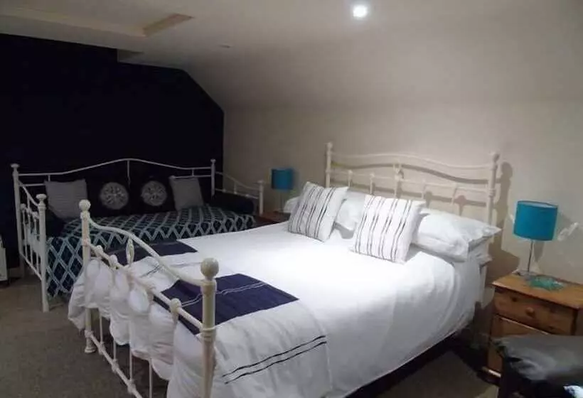 Retkeilymaja The Thistle Inn